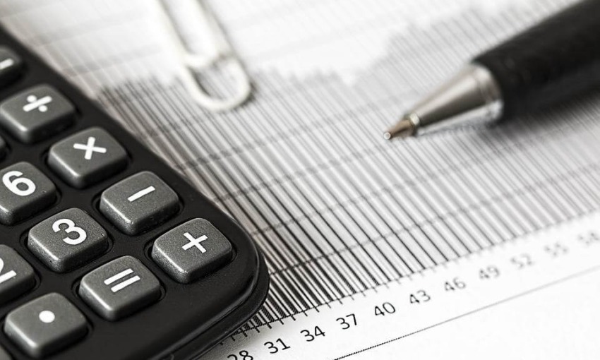 Gli indicatori ed il Piano degli Indicatori nel controllo di gestione degli enti locali